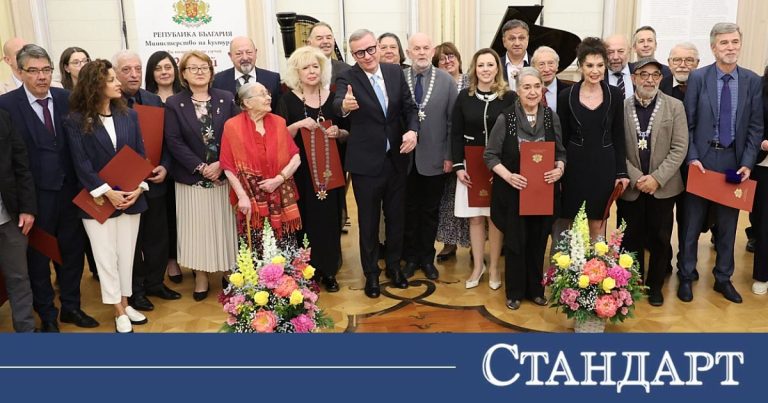 За творци от неговия ранг смърт наистина няма