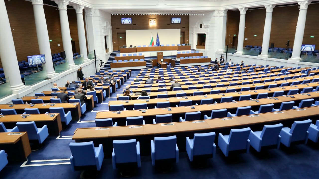 Провали се заседанието на парламента по казуса с петричкия Ескобар