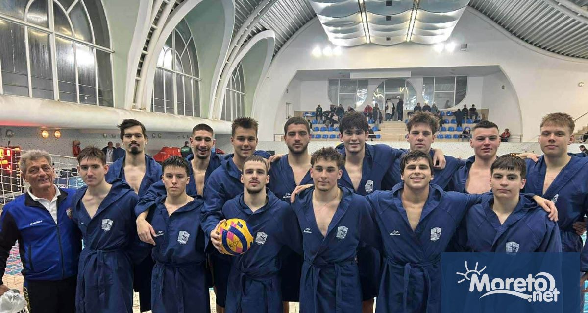 „Комодор” стартира с победа във ватерполния елит при мъжете