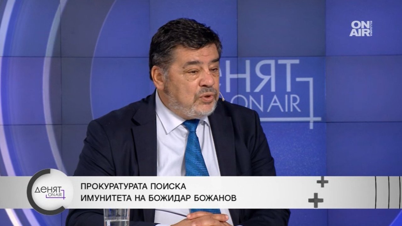 Величков: Правителството не може да се справи нито с цените, нито с външната политика